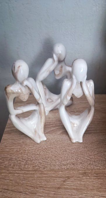 Lot 3 statuettes