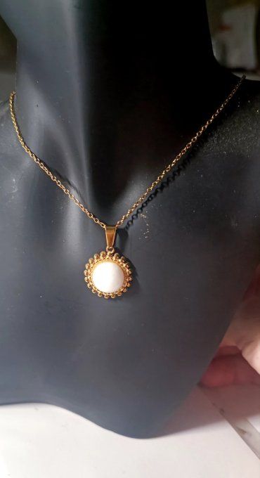 Collier elisa