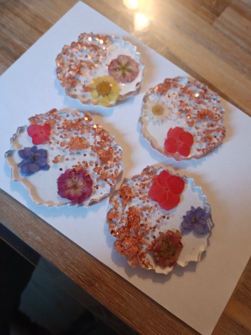Lot 4 sous verres