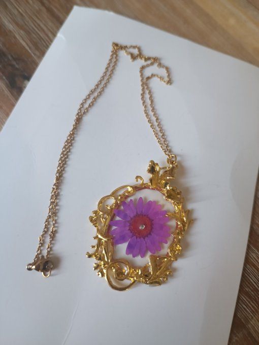 Collier glam violet